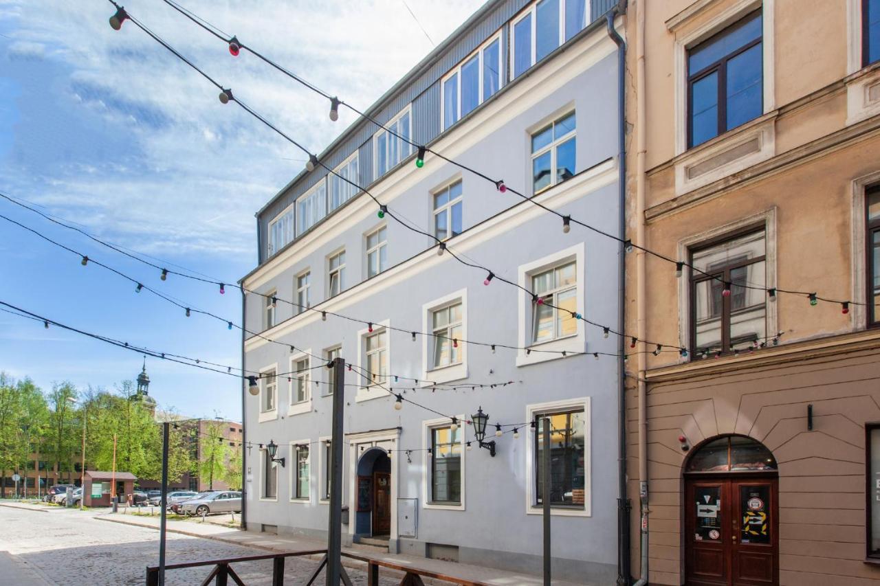 Historic Apartment With Wooden Floors In The Hearth Of Old-Town Рига Екстер'єр фото