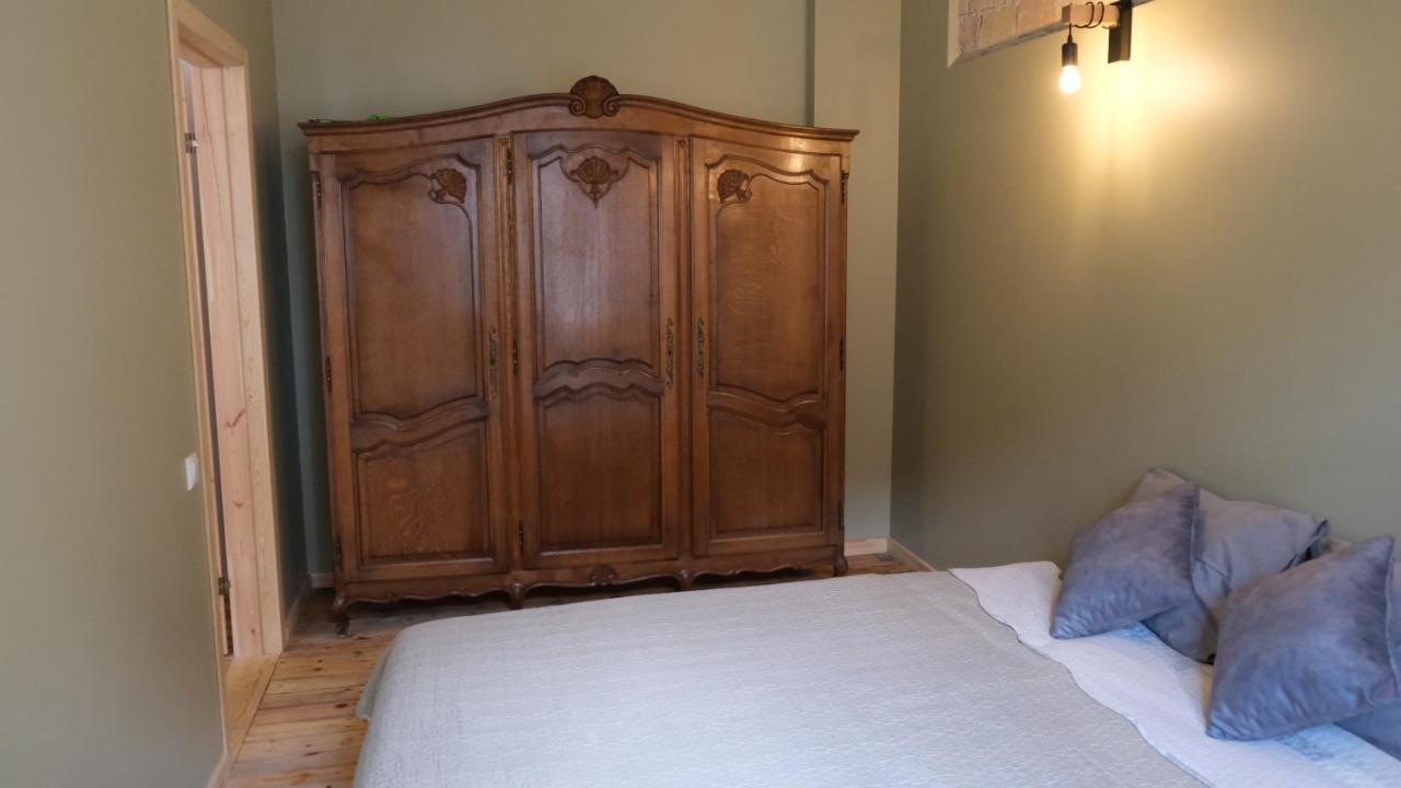 Historic Apartment With Wooden Floors In The Hearth Of Old-Town Рига Екстер'єр фото